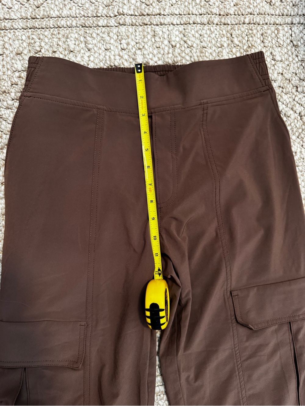 Athleta Chelsea Utility Cargo Jogger Pants Women Size 2 Brown Pull On EUC - Picture 4 of 5
